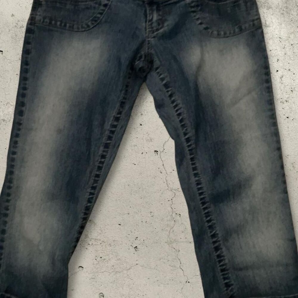 Y2K Angels Low Rise Distressed Cuffed Capri Jeans